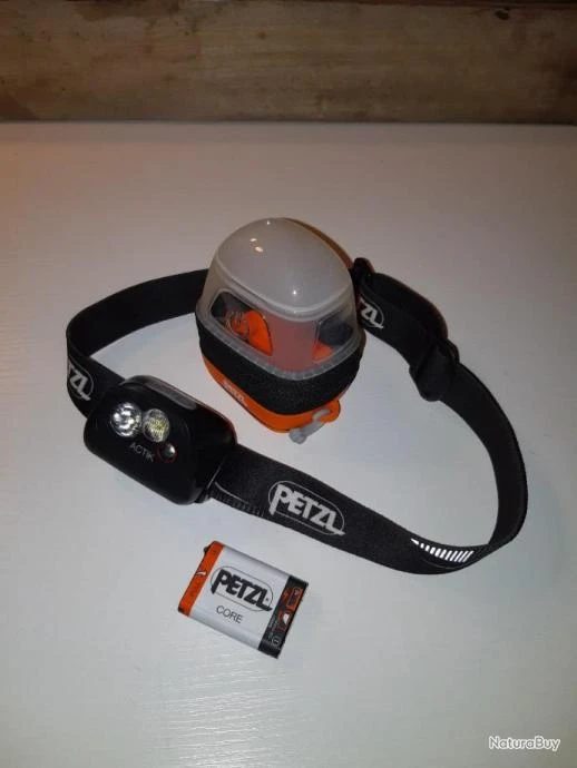 PACK Occasion PETZL Actik + Batterie CORE + Diffuseur NOCTILIGHT #PARFAIT ÉTAT 1 PACK Occasion PETZL Actik + Batterie CORE + Diffuseur NOCTILIGHT #PARFAIT ÉTAT