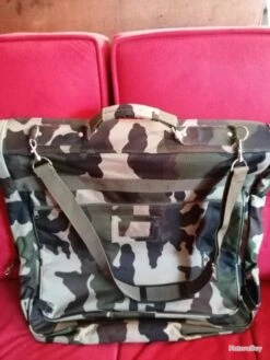 SAC - HOUSSE ( OPEX ) POUR TRANSPORT DE VETEMENTS - COULEUR CAMOUFLAGE -Nitecore Boutique 00005 Housse Pour vetements couleur camouflage